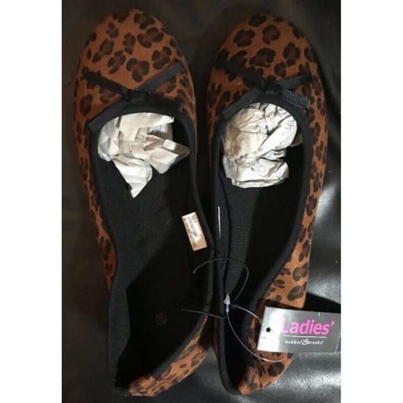 Women’s size 8 Leopard print ballet flat NWT - Picture 2 of 2